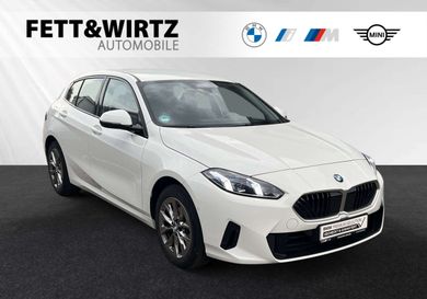 BMW 120, 2025