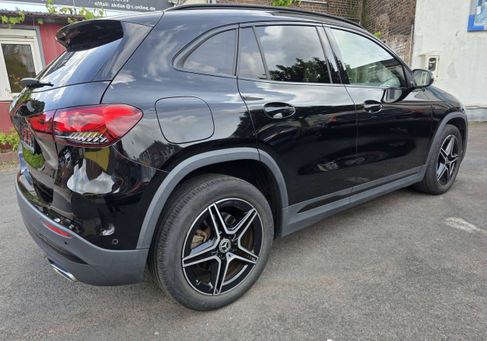 Mercedes-Benz GLA 250, 2021