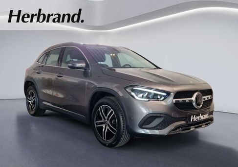 Mercedes-Benz GLA 250, 2021 2
