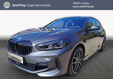 BMW 120, 2021
