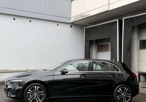 Mercedes-Benz A 200, 2025