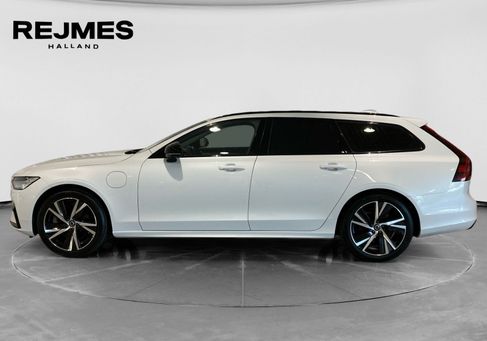 Volvo V90, 2023