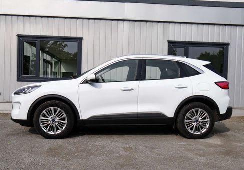 Ford Kuga, 2022
