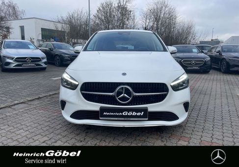 Mercedes-Benz B 200, 2024