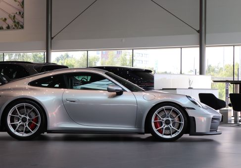 Porsche, 2026