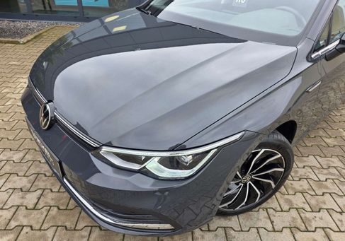 Volkswagen Golf, 2022