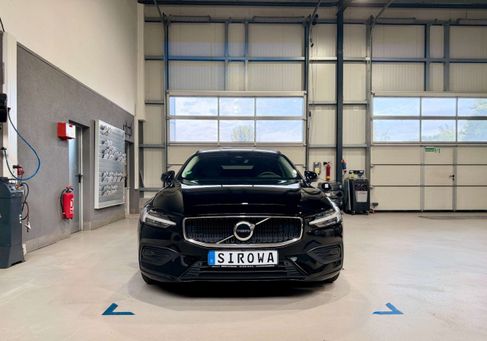 Volvo V60, 2022