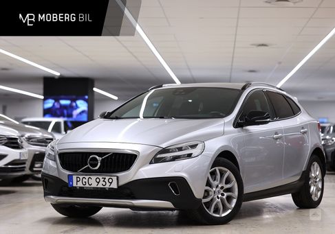 Volvo V40 Cross Country, 2017