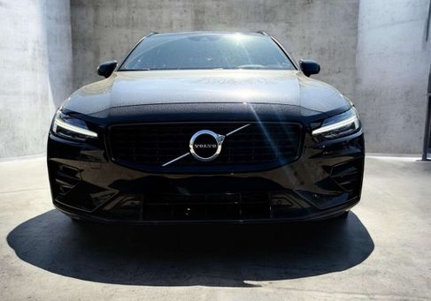 Volvo V60, 2021