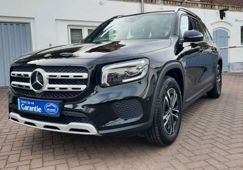Mercedes-Benz GLB 200, 2023 2