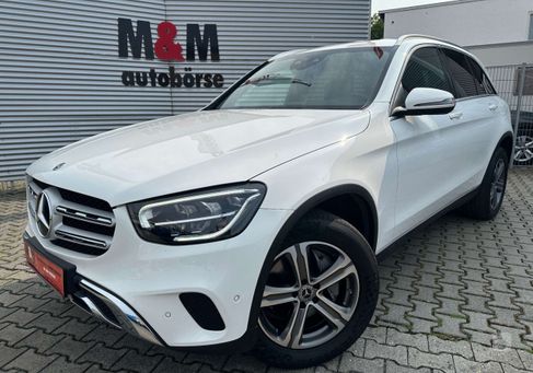 Mercedes-Benz GLC 200, 2020