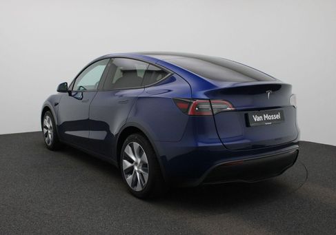 Tesla Model Y, 2023 2