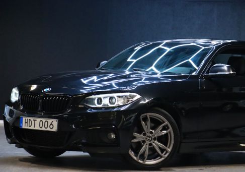 BMW 323, 2016