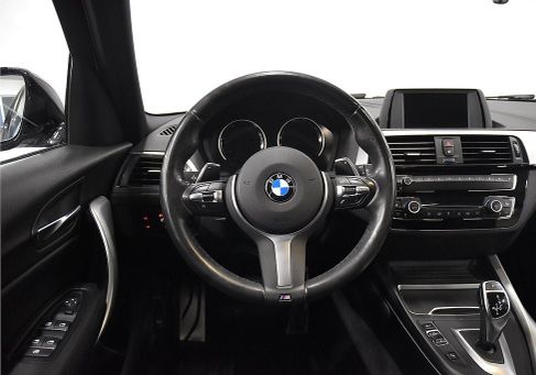 BMW 120, 2019