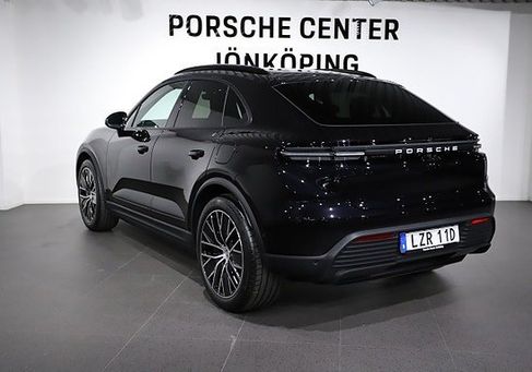 Porsche Macan, 2025