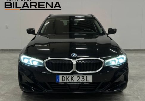 BMW 330, 2023