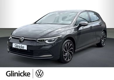 Volkswagen Golf, 2024