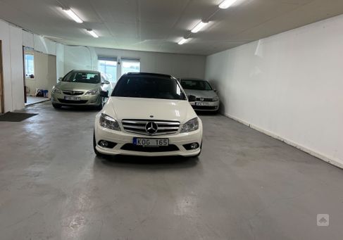 Mercedes-Benz C 180, 2010