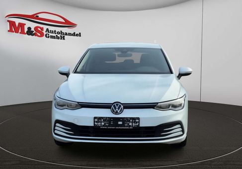 Volkswagen Golf, 2023