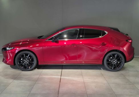 Mazda 3, 2025