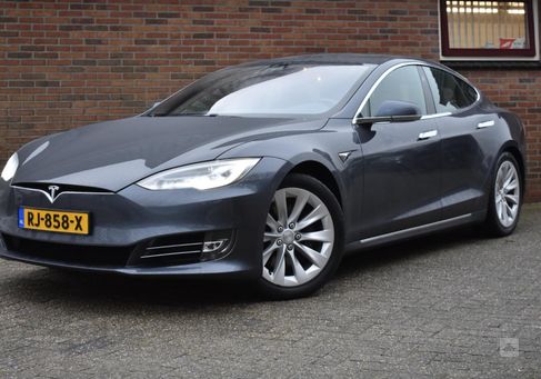 Tesla Model S, 2017