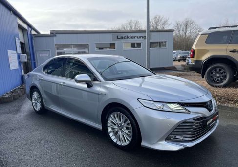 Toyota Camry, 2020