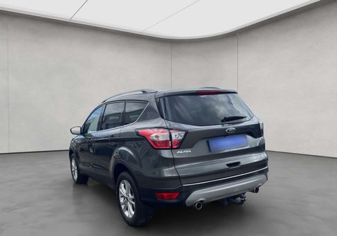 Ford Kuga, 2019