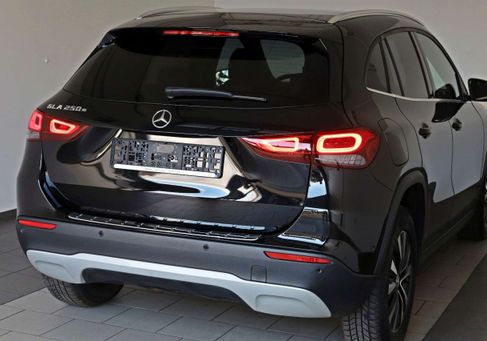 Mercedes-Benz GLA 250, 2022 2