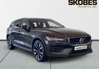 Volvo V60 Cross Country, 2023