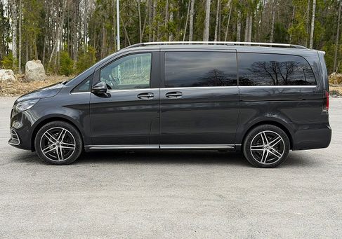 Mercedes-Benz V 300, 2025