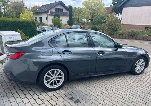 BMW 320, 2019
