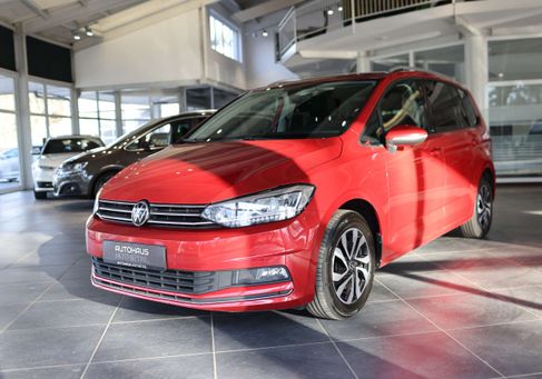Volkswagen Touran, 2023 3