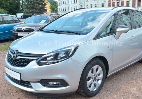 Opel Zafira Tourer, 2017