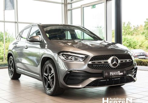 Mercedes-Benz GLA 200, 2020 3