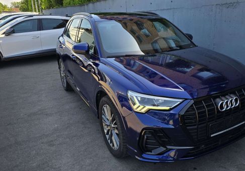Audi Q3, 2022