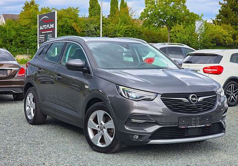Opel Grandland X, 2018 3
