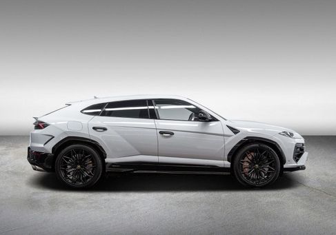 Lamborghini Urus, 2025