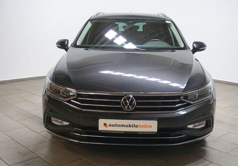 Volkswagen Passat, 2022