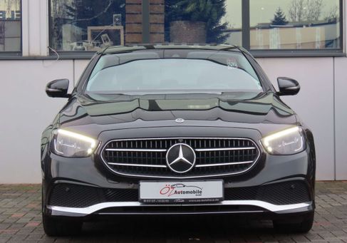 Mercedes-Benz E 220, 2023 2