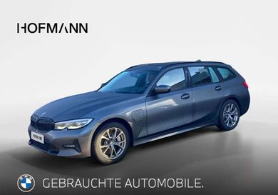 BMW 330, 2021