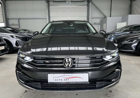 Volkswagen Passat, 2022