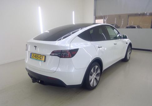 Tesla Model Y, 2024 3