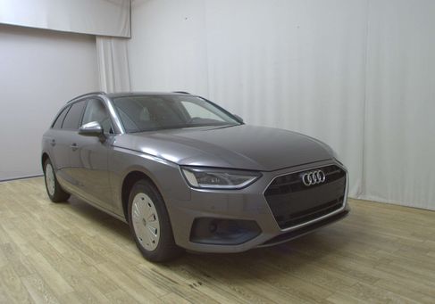 Audi A4, 2021