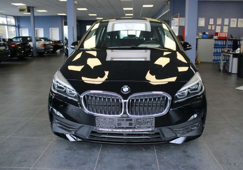 BMW 218, 2022 2