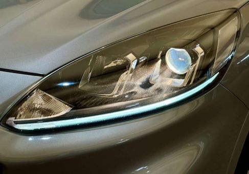 Ford Kuga, 2021
