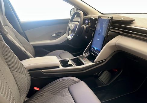 Ford Explorer, 2025