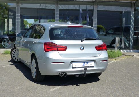 BMW 120, 2018 3