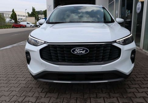 Ford Kuga, 2025