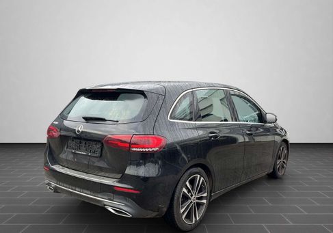 Mercedes-Benz B 180, 2019