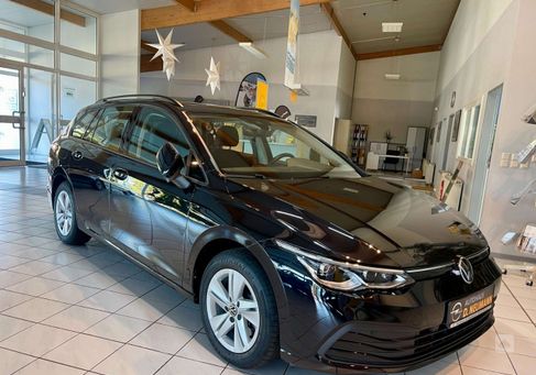 Volkswagen Golf, 2021